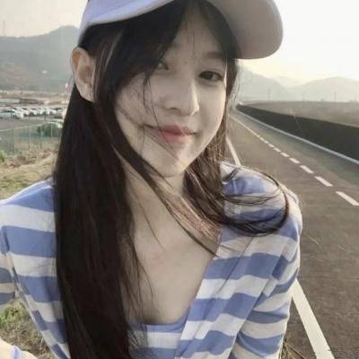 想去看海的女孩们封面